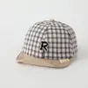 Nuevos Sombreros para Bebé de Comercio Exterior, Gorras de Béisbol Versátiles de Cuadros Retro, Sombreros Sencillos de Estilo Japonés y Coreano con Visera Suave para Niños y Niñas, Venta al por Mayor