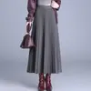 Falda plisada de lana hecha a medida, falda larga gruesa, negra, nuevo estilo otoño e invierno 2026, falda midi fluida, resistente al frío