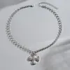 Colar Cruz Retro Francês Feminino Simples Metal Martelado Textura Design de Nicho Temperamento Joia Fashionável Novo