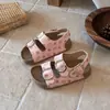 Sandálias Infantis, Sapatos de Praia Antiderrapantes, Sapatos de Princesa Pequenos e Perfumados, Novo Estilo Primavera e Verão 2026 Sapatos para Meninos, Sapatos Casuais para Meninas