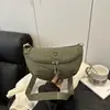 Bolsa de ombro feminina de grande capacidade para o trabalho e uso ao ar livre, bolsa transversal feminina à prova d'água de grande capacidade, nova bolsa casual simples estilo dumpling