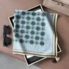 Novo Estilo Lenço Quadrado Pequeno com Pingente de Franjas Estampa de Pônei, Lenço de Pescoço Fashion com Franjas, Lenço Fino para Mulheres