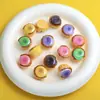 Dingyi Desenho Animado Brinquedo de Comida Artificial Coração Fluido Tarte de Ovo Resina Galvanizada Furo Passante Contas Soltas Acessórios Criativos Feitos à Mão para Pulseira DIY