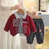 Conjunto de Ropa de Otoño para Niños 2026 Nuevo Moderno Ropa Infantil con Corbata de Letras de Manga Larga Conjunto de Dos Piezas Ropa Moderna para Bebés de Primavera y Otoño