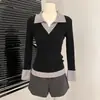 Nuevo Estilo Otoño/Invierno 2026 Conjunto de Dos Piezas Adelgazante Suéter de Punto con Cuello Polo y Mangas Largas en Color de Contraste