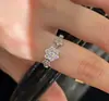 Caperucita Roja Explosivo Estilo Retro Color Aceite Goteando Alambre Dibujado Flor Anillo Femenino Diseño Nicho Sentido de Alta Calidad Anillo Anillo