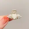 Pinza de Tiburón de Metal con Perlas de Lujo Ligero Estilo Coreano de Verano para Mujer, Pinza Simple para Medio Recogido, Accesorio para el Cabello No Dañino, Pinza al por Mayor