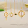 Collar de Acero Inoxidable con Colgante de Brújula de Circonita Chapado en Oro de 18K Cadena para Clavícula de Nácar Joyería Transfronteriza Europea y Americana Amazon