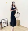 Vestido para grávida 2024 Verão novo estilo coreano moderno cor contrastante moderno temperamento de mãe saia de malha justa modeladora