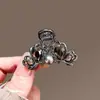 Exquisito Clip de Agarre Pequeño de Mariposa de Cristal Nuevo Elegante Pinza para Flequillo Cabello Suelto Pinza de Tiburón para la Parte Trasera de la Cabeza Medio Cabello