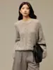 Suéter de fio mesclado 100% lã suéter de fleece escovado suéter de tricô vazado com lantejoulas nova blusa solta feminina para o início do outono