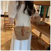 Bolso Tejido de Paja para Vacaciones en la Playa de Verano para Mujer 2026 Nuevo Bolso Silla Simple Casual para Hombro Cruzado Bolso para Teléfono