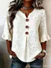 Camiseta Estampada Cruzada com Gola V e Borda de Folha de Lótus Botão Top Feminino Temperamento Commute Camisa Casual Verão