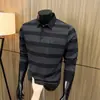 Nova Camisa Polo de Manga Longa para Primavera e Outono de 2026 para Homens de Meia-Idade e Idosos, com Bolsos Reais, Estilo Pai, Blusa Versátil com Gola Polo para Homens