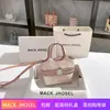 Bolsa de cubo de bordado de viento fragante pequeño de alta gama para una generación 2023 moda bandolera bolsa cesta de picnic al por mayor