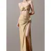 Traje de baño estilo Resort de Isla para Mujer con Dropshipping, Impresionante Conjunto de Tres Piezas Color Dorado Champaña con Bikini de Falda Larga Sexy