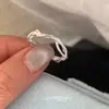 Anel de prata esterlina com senso de design de milhares de ventos neutros design de nicho senso de design anel de dedo para comida anel simples de nicho ajustável
