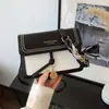 Elegante Bolso de Mano Pequeño Texturizado para Mujer, Nuevo Bolso Versátil de Hombro Cruzado Verano 2025, Bolso Pequeño Cuadrado con Bloques de Color para Mujer, Mayoreo