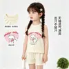 Roupas Infantis Estilosas para Meninas 2026 Verão Novo Conjunto de Duas Peças com Colete Fofo, Camiseta e Shorts Estilo Coreano Exportação