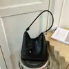 Bolso cubo tejido de gran capacidad de moda transfronterizo para mujer, nuevo de moda verano 2026, bolso de hombro y bandolera