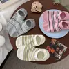 Calcetines de Raya Estilo Coreano para Primavera y Verano para Mujer, Calcetines Invisibles de Corte Bajo Antideslizantes de Algodón, Calcetines Cortos Transpirables Finos Estilo Universitario