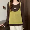 Foto real da loja: Conjunto de duas peças: top de malha de manga longa com blocos de cor, tamanho grande, estilo casual, para o Outono/Inverno 2026 + camisola