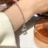 Pulseira Coração Vazado de Lava para Mulheres, Simples e Elegante, Estilo Ins, Design Vintage, Luxo Leve, Joalheria de Nicho Japonesa e Coreana