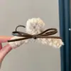 Pasador de Peluche con Forma de Corazón para Otoño e Invierno para la Parte Trasera de la Cabeza, Elegante y Versátil Pasador de Tiburón de Peluche para Niña Coreana