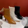 Botines de tacón de aguja de punta fina retro estilo francés para mujer, nueva colección otoño/invierno 2026, versátiles y estilizan