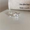 Anillo de Orquídea de Calcedonia Blanca Pequeño, Fresco y Delicado para Mujer, Nicho de Alto Nivel, Estilo Simple, Lujo Ligero, Anillo de Dedo que Combina con Todo