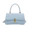 Bolsa de mão de luxo leve estilo coreano para atacado para mulheres, novo modelo de verão 2026, bolsa de ombro com fecho de cor sólida, bolsa transversal para o dia a dia