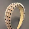 Outono e Inverno 2025 Novos Acessórios de Cabelo Elegantes Headwear Coreano Faixa de Cabeça Elegante Topo Craniano Largo Borda Larga Antiderrapante Faixa de Cabelo com Bolinhas para Mulheres