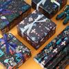 Embalaje de Regalo Festivo Fabricante de Papel Estucado Personalizado Papel Copia de 17g Degradable Respetuoso con el Medio Ambiente Papel Sydney Venta al por Mayor