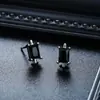 Brincos europeus e americanos com zircônia incrustada para homens, brincos versáteis da moda e tendência de nicho para mulheres, acessórios de luxo leve e de alta qualidade
