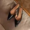 2026 Estilo Popular de Celebridad de Internet Suela Suave Cómodos Simples Estilo Pequeño Fragante Zapatos Individuales para Mujer Diseño de Nicho Sentido de Diseño Boca Baja Estilo Coreano Zapatos Profesionales