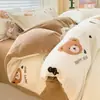 Juego de Cama de Cuatro Piezas de Terciopelo de Leche Nuevo Otoño/Invierno 2026 Espesado Cálido Felpa de Doble Cara Sábana de Coral Terciopelo Funda Nórdica