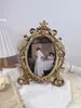 Marco de Fotos de Oro Retro Clásico Franco-Europeo Lujo Ligero Adorno de Escritorio para Mesa de Piano Sala de Estar Comedor Pintura Decorativa Regalo