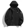 Comercio Exterior Europa y Estados Unidos Más Vendido Traje de Montañismo Soft Shell Nuevo para Primavera y Otoño Cuello con Capucha Bordado Moda Masculina Marca Ropa de Exterior