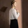 Cárdigan Chal Corto de Encaje de Manga Larga Camisola Calada Vestido de Novia Vestido de Noche Qipao Capa Exterior Cubre-todo Chaqueta de Novia Venta al por Mayor
