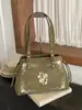 Bolsa de mão feminina 2026 novo estilo, bolsa de camurça bordada versátil para o dia a dia, estilo étnico, bolsa de ombro e bolsa transversal com tema de floresta