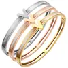 Anillo de Acero Inoxidable con Forma de Concha en V Europeo y Americano Diseño de Nicho Femenino Sentido de Diseño Estilo Frío Simple Todo Fósforo Traje de Pulsera Transfronterizo