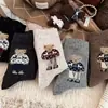 Calcetines retro estilo japonés de oso hasta la pantorrilla para mujer, calcetines de dibujos animados Meilade para otoño e invierno, calcetines versátiles de estudiante ins de moda