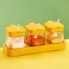 Juego de 3 tarros de vidrio para especias con cucharas y bandeja base. Organizador de condimentos para la cocina.