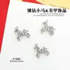 Accesorios para Uñas Año del Caballo 2026 Caballo Pequeño 3D Pedrería Decoraciones para Uñas Estilo Año Nuevo Rojo Dorado Plateado Decoraciones de Pedrería para Uñas Venta al por Mayor