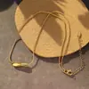Collar geométrico para mujer, sin color, ligero, de lujo, con cadena de clavícula elegante, de alta gama, suave, para celebridades de Internet, combina con todo, sencillo.