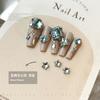 Joyería para uñas diamante al por mayor Diamante con forma especial puntiagudo Elfo Azul cristal brillante hacha corazón torcido gordo Cuadrado Azul lago taladro para uñas