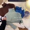 [En stock suéter de cuello alto para niños otoño e invierno nuevo para niños y niñas grueso cálido de una pieza de terciopelo de punto bajo