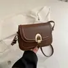 Bolsa Quadrada Pequena Fashion com Fivela de Trava para Mulheres, Novo Estilo Primavera 2026, Bolsa de Ombro Versátil de Luxo Leve, Bolsa Transversal Tendência