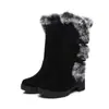 Botas casuais femininas de camurça de comprimento médio novas para outono e inverno 2020, botas de neve com pelo de coelho de salto baixo, fábrica de comércio exterior