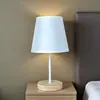 Luminária de Mesa Pequena USB de Madeira Maciça com Tecido Transfronteiriça Luminária de Cabeceira de Quarto Decoração de B&B Iluminação Noturna LED Criativa